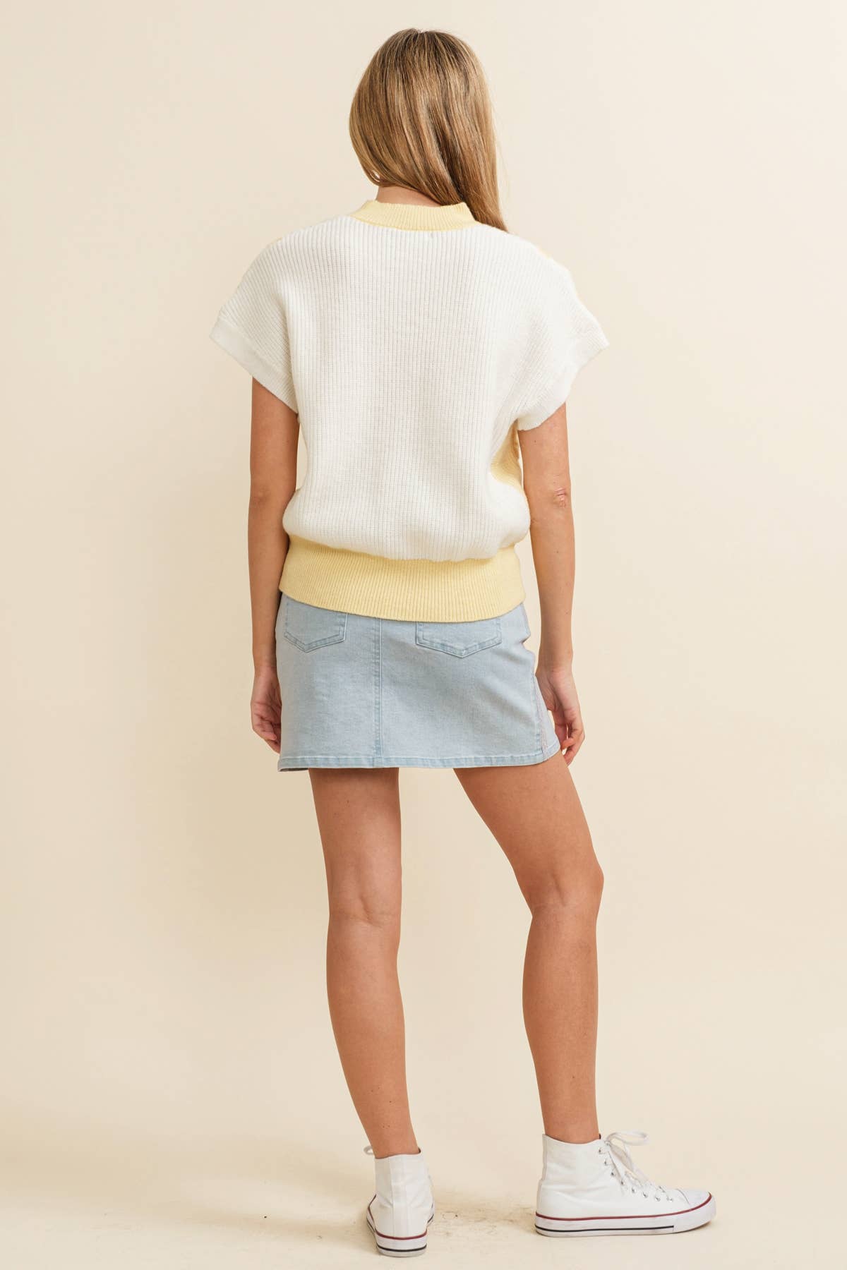 CSW13652 - CABLE KNIT SWEATER VEST: Ivory / L